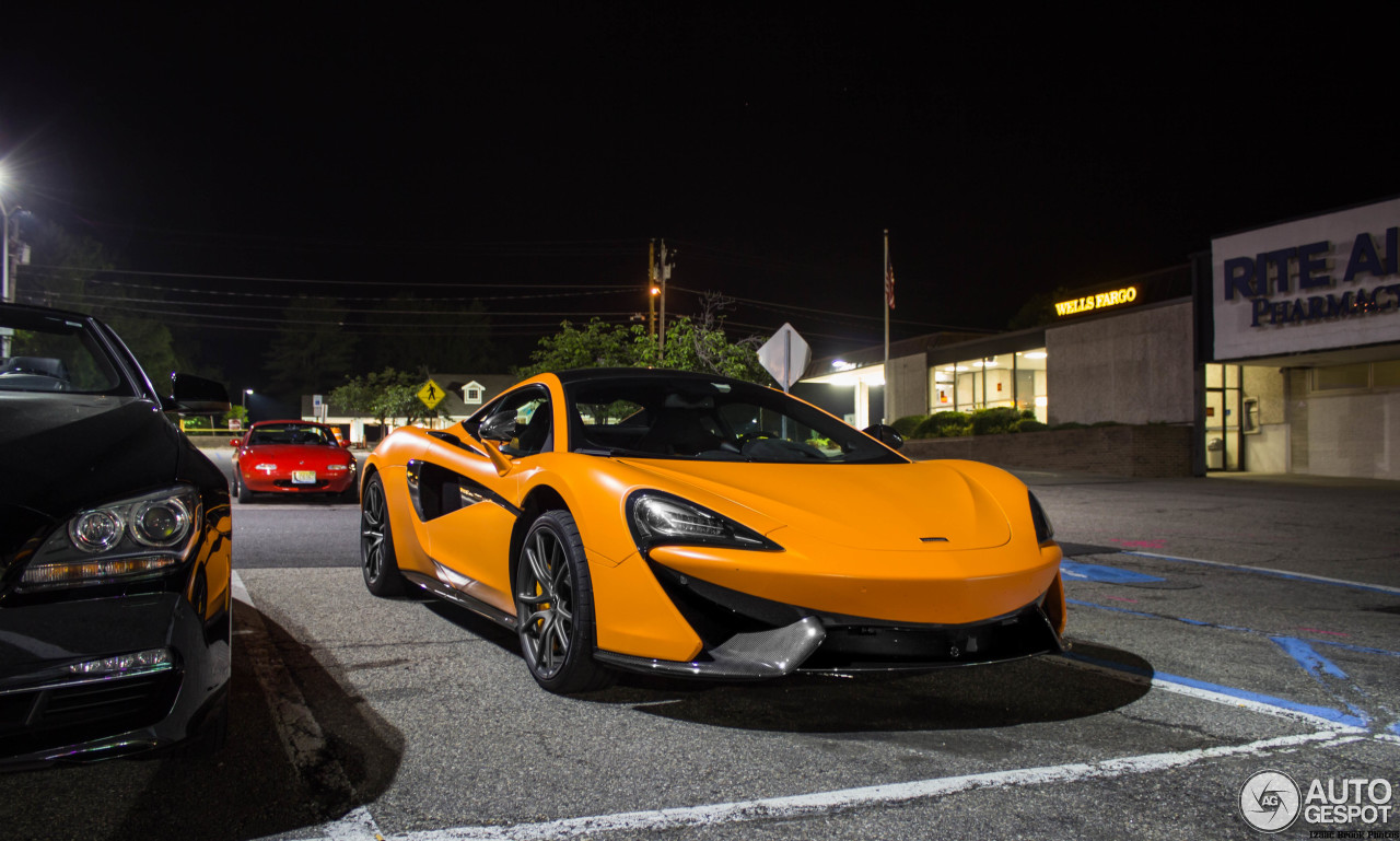 McLaren 570S