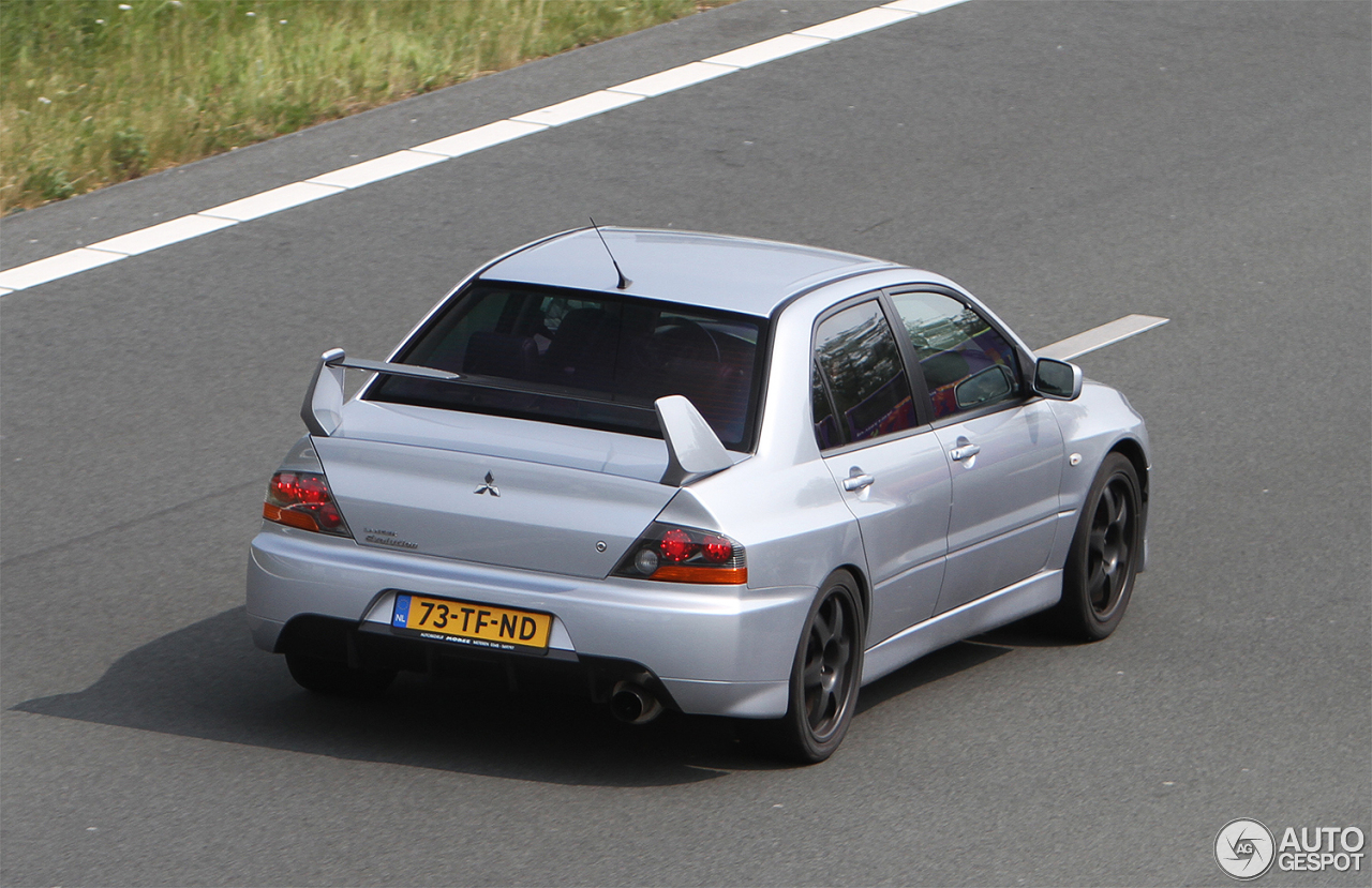 Mitsubishi Lancer Evolution IX