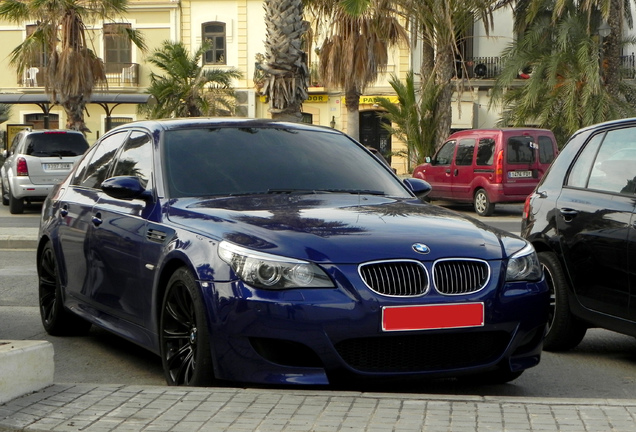 BMW M5 E60 2005