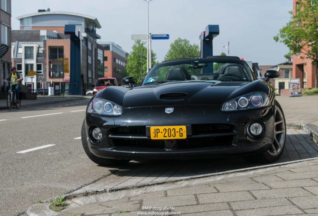 Dodge Viper SRT-10 Roadster 2003