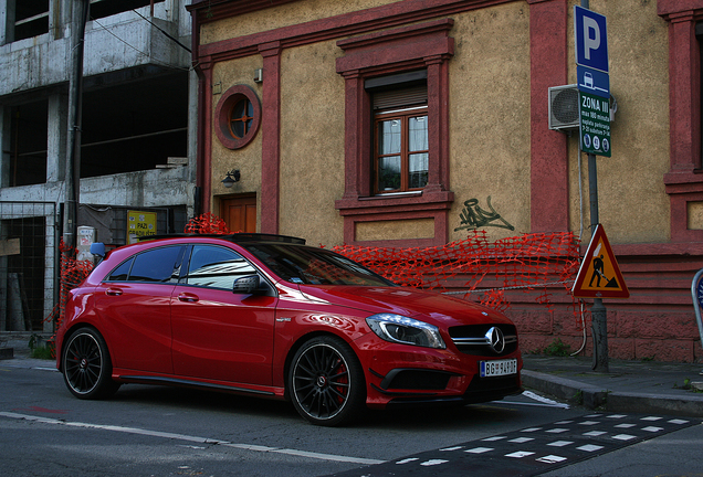 Mercedes-Benz A 45 AMG