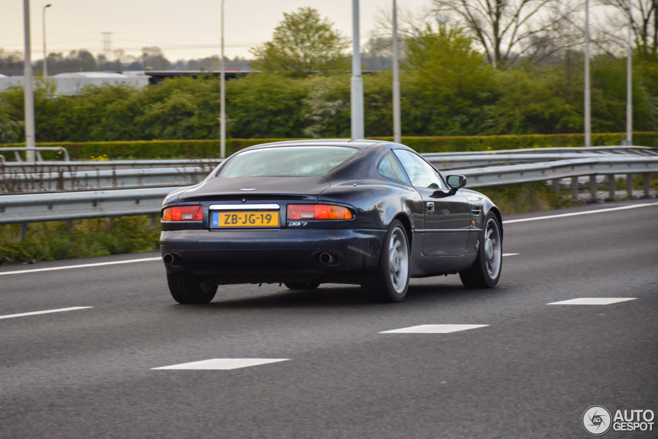 Aston Martin DB7