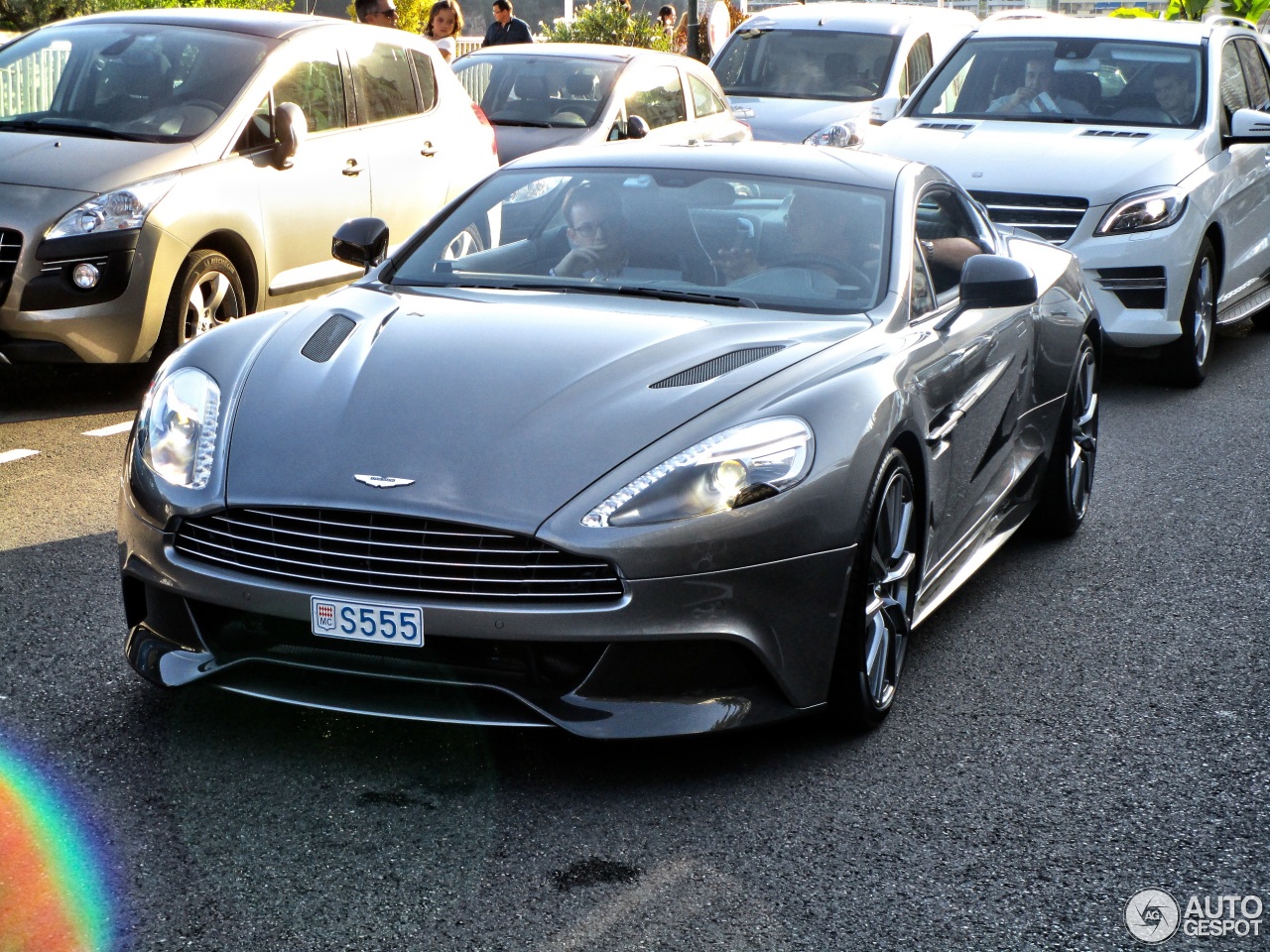 Aston Martin Vanquish 2013