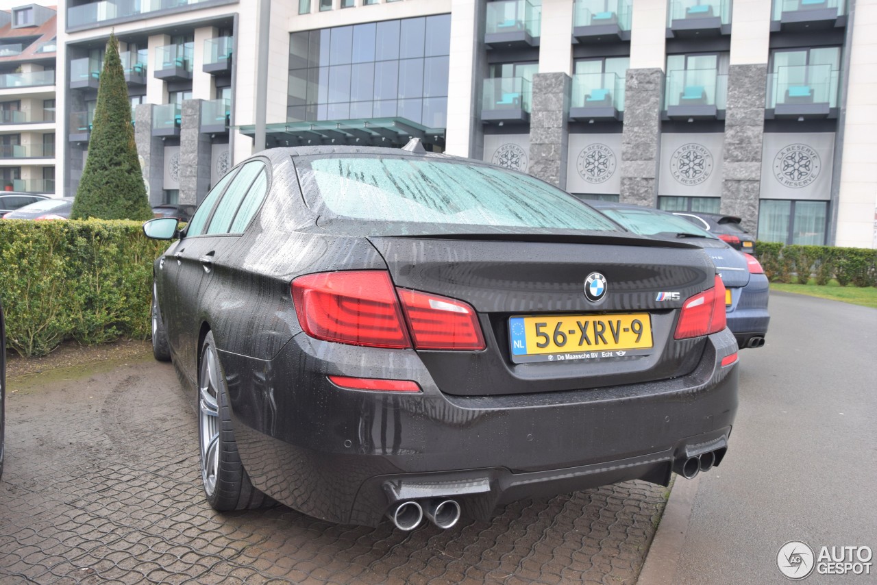 BMW M5 F10 2011