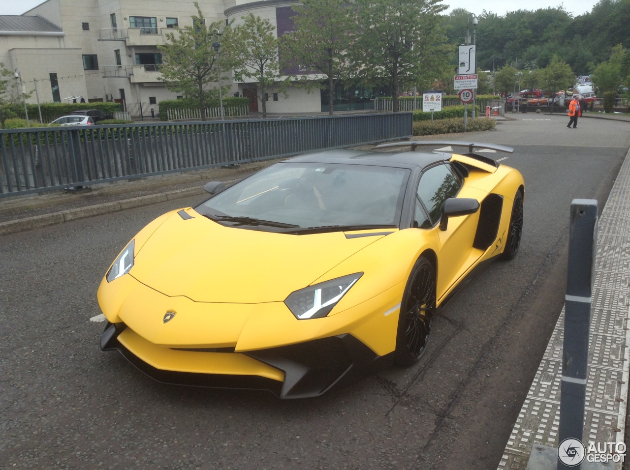 Lamborghini Aventador LP750-4 SuperVeloce Roadster