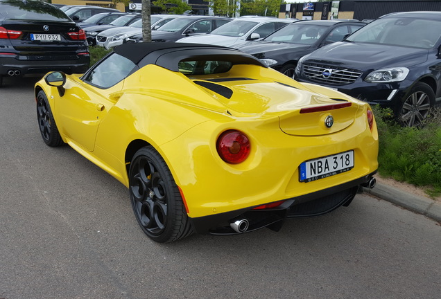 Alfa Romeo 4C Spider