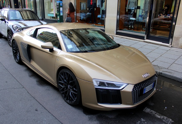 Audi R8 V10 Plus 2015