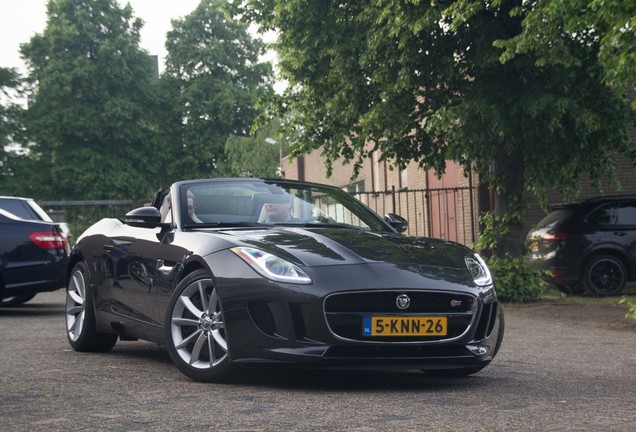 Jaguar F-TYPE S Convertible