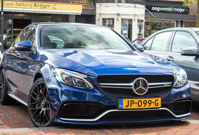 Mercedes-AMG C 63 S W205