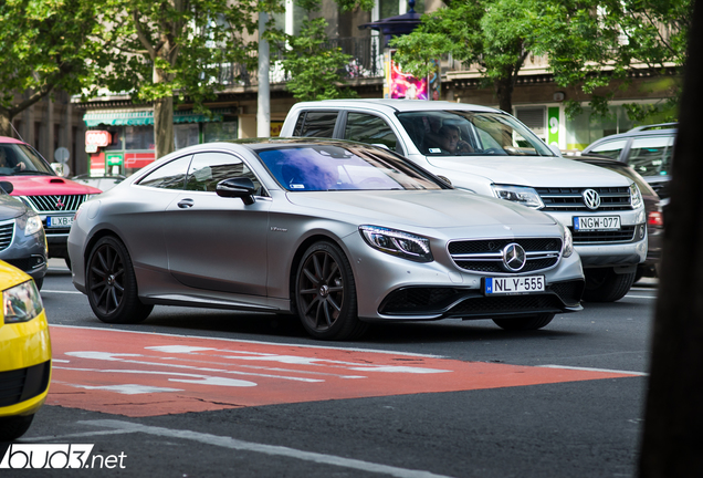 Mercedes-AMG S 63 Coupé C217