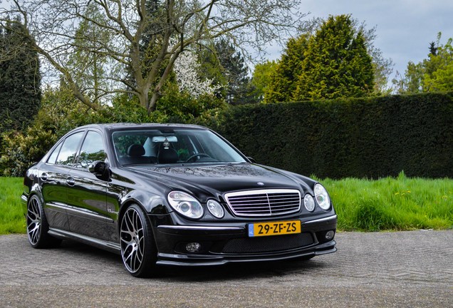 Mercedes-Benz E 55 AMG