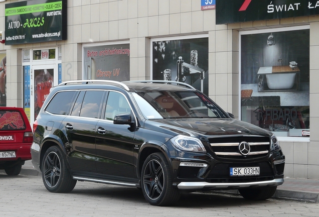 Mercedes-Benz GL 63 AMG X166