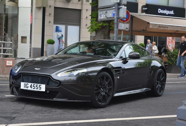 Aston Martin V12 Vantage S