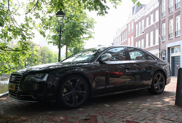 Audi S8 D4