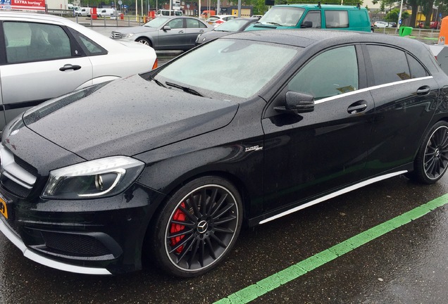 Mercedes-Benz A 45 AMG