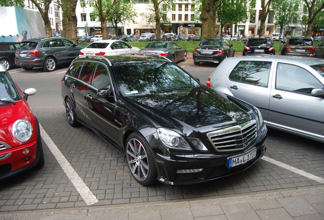 Mercedes-Benz E 63 AMG S212 V8 Biturbo