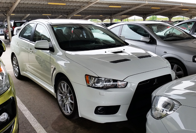 Mitsubishi Lancer Evolution X