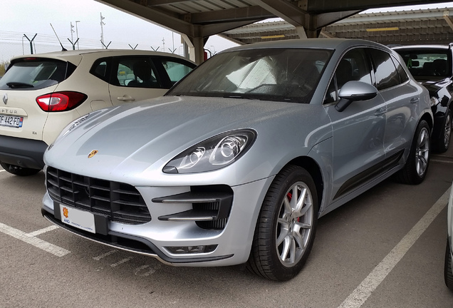 Porsche 95B Macan Turbo