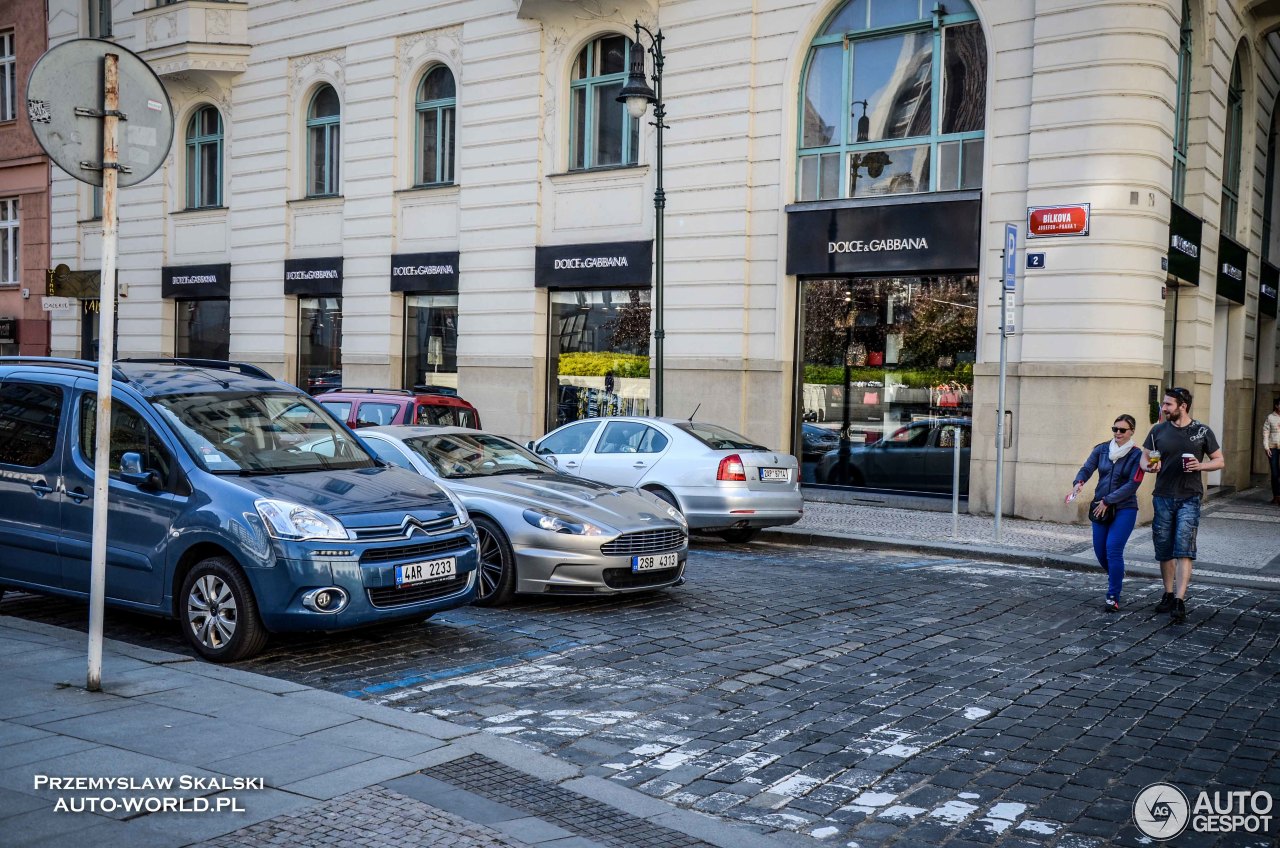 Aston Martin DBS