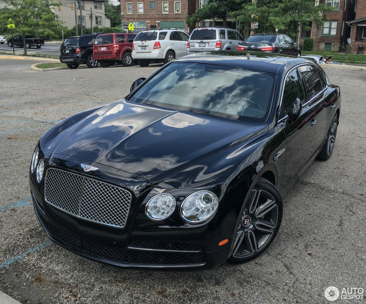 Bentley Flying Spur V8