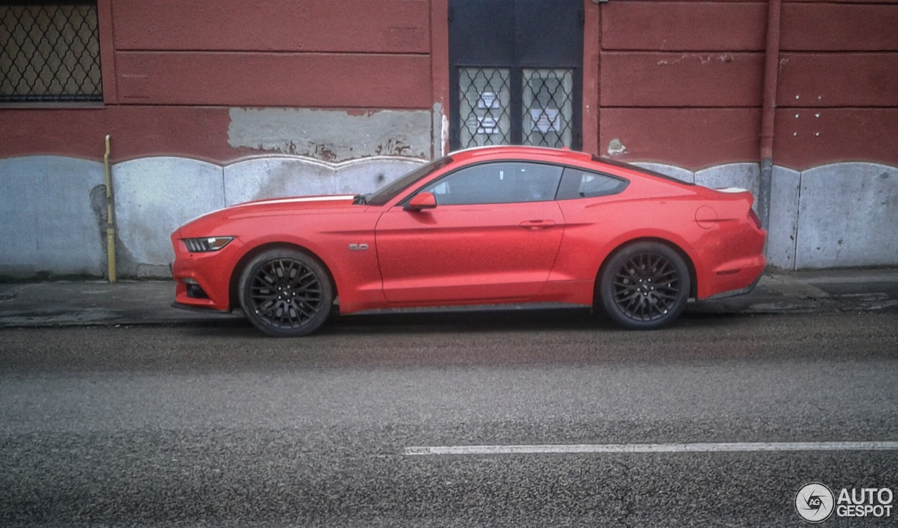 Ford Mustang GT 2015