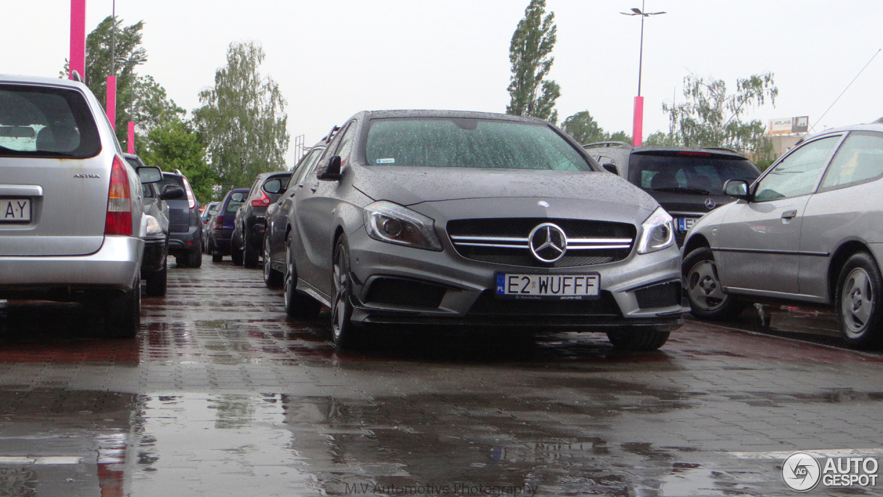 Mercedes-Benz A 45 AMG