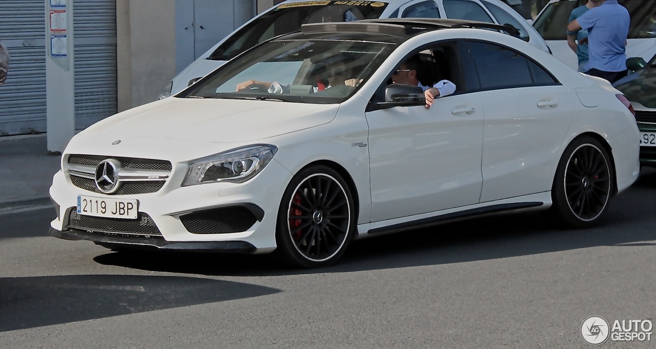 Mercedes-Benz CLA 45 AMG C117