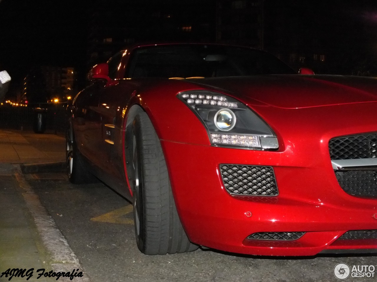 Mercedes-Benz SLS AMG