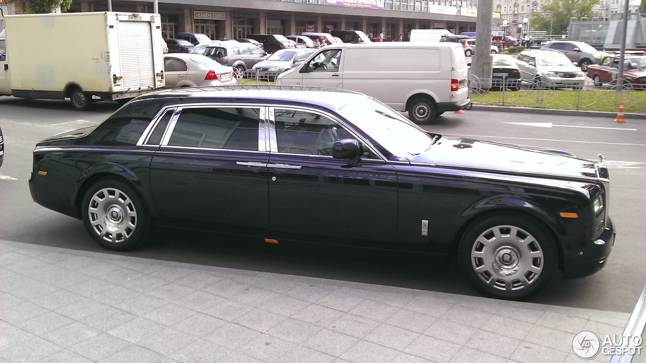 Rolls-Royce Phantom EWB Series II