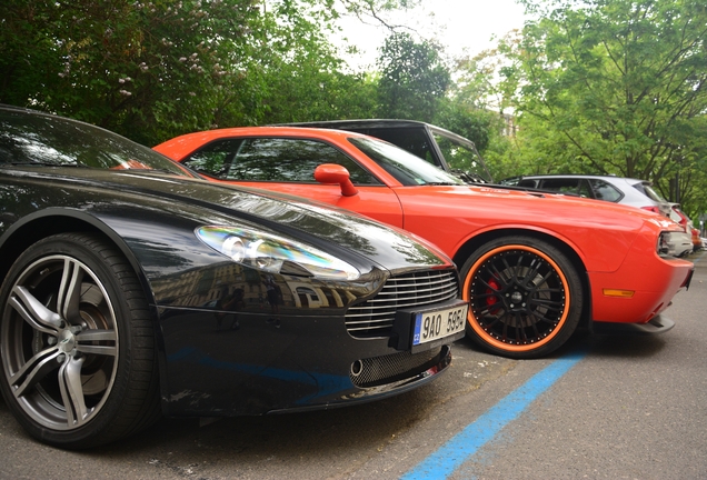 Aston Martin V8 Vantage Roadster