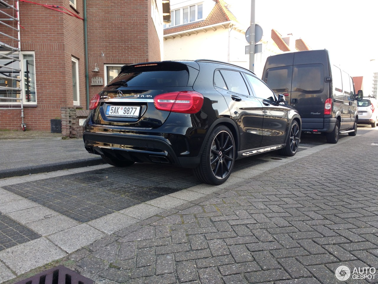 Mercedes-AMG GLA 45 X156 - 31 May 2016 - Autogespot