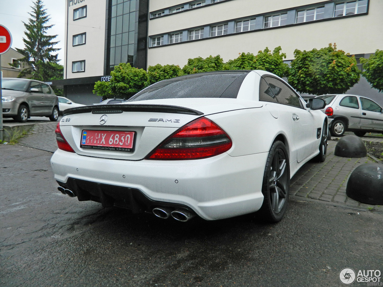 Mercedes-Benz SL 63 AMG