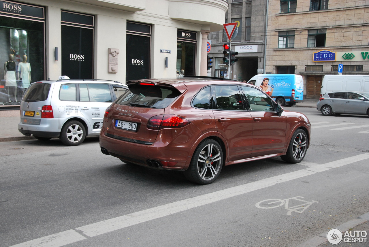 Porsche 958 Cayenne GTS