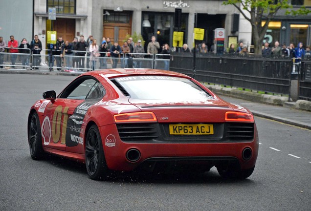 Audi R8 V10 Plus 2013