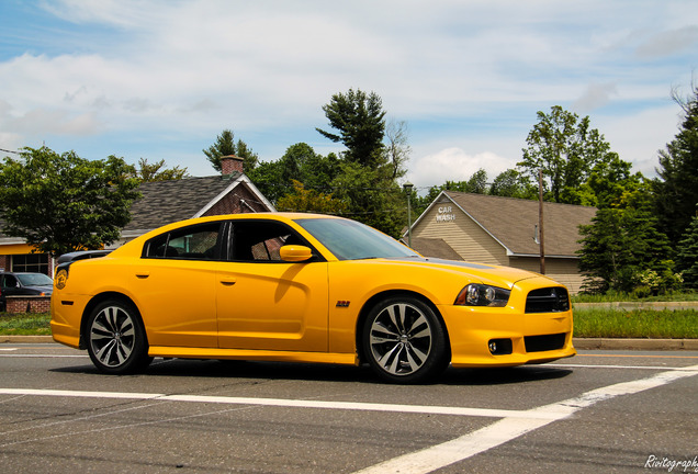 Dodge Charger SRT-8 Super Bee 2012