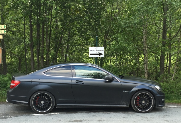 Mercedes-Benz C 63 AMG Coupé