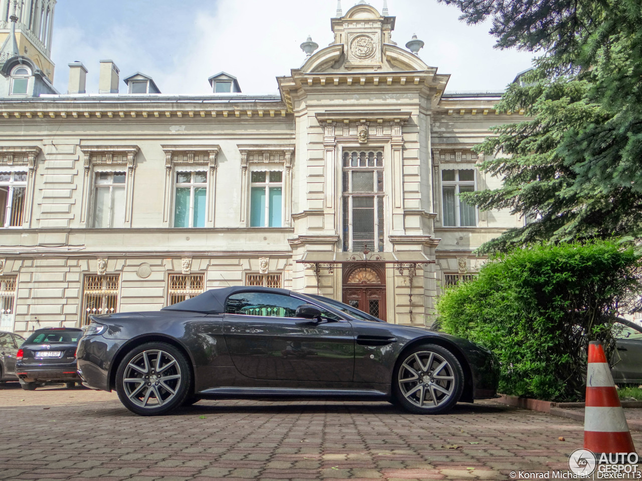 Aston Martin V8 Vantage S Roadster