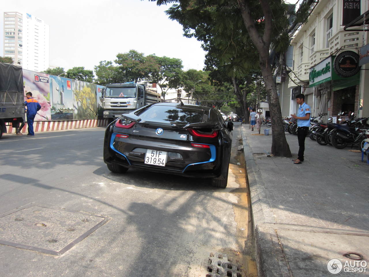 BMW i8