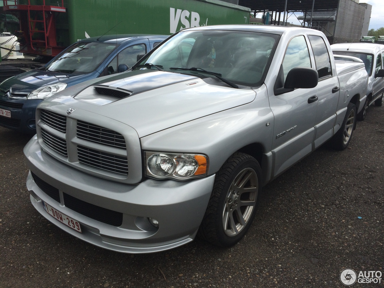 Dodge RAM SRT-10 Quad-Cab