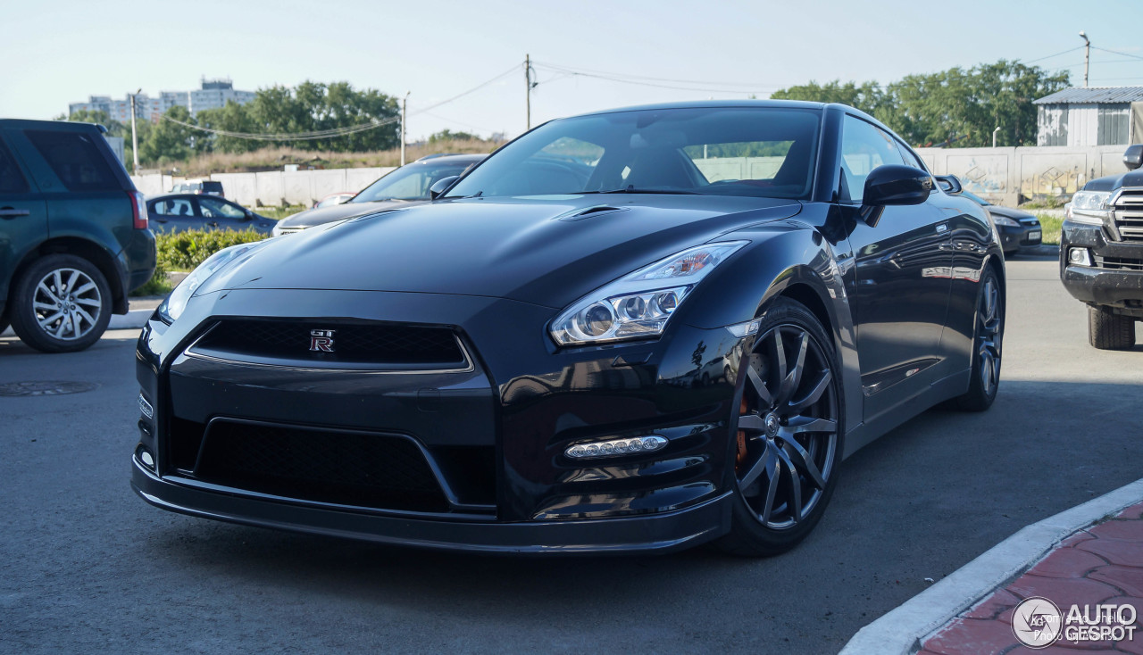 Nissan GT-R 2014