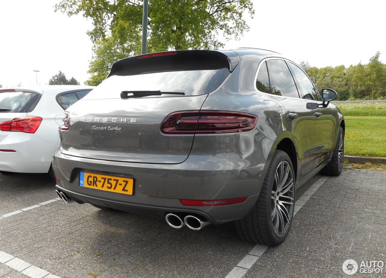 Porsche 95B Macan Turbo