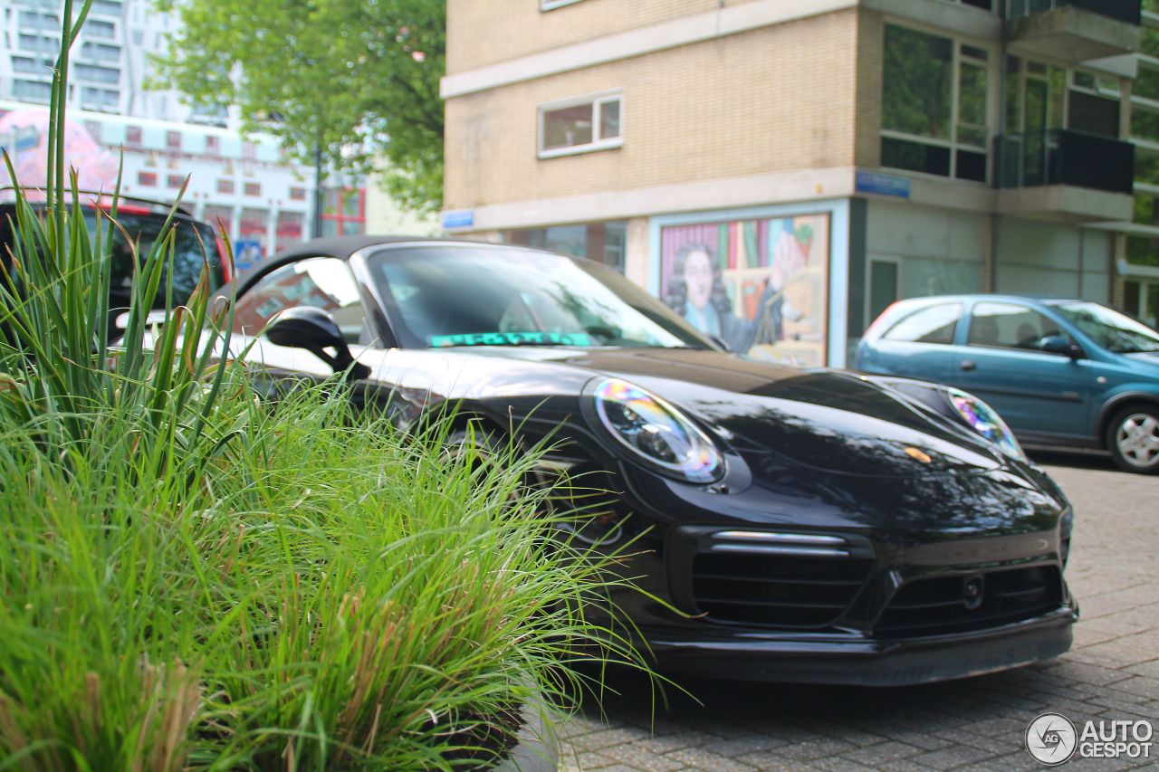 Porsche 991 Turbo S Cabriolet MkII