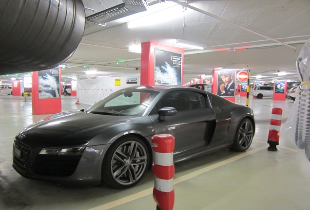 Audi R8 V10 2013