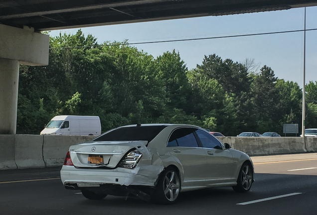 Mercedes-Benz S 63 AMG W221