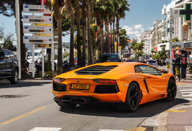 Lamborghini Aventador LP700-4