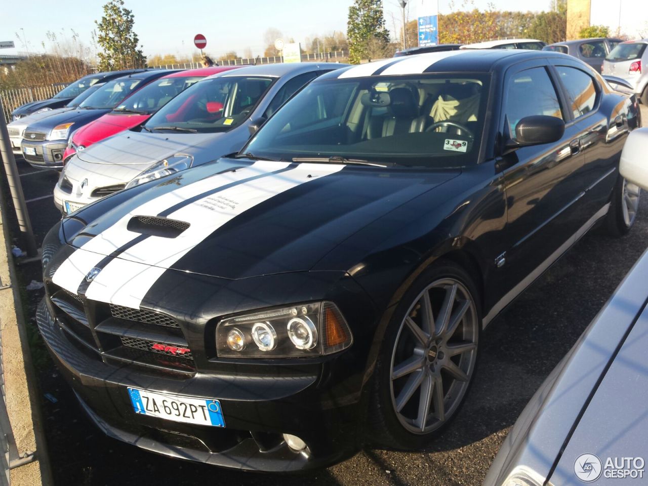 Dodge Charger SRT-8