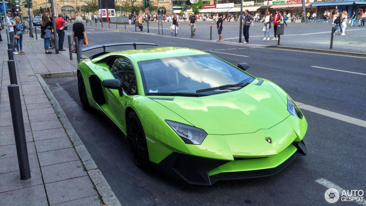 Lamborghini Aventador LP750-4 SuperVeloce