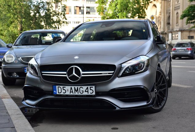 Mercedes-AMG A 45 W176 2015