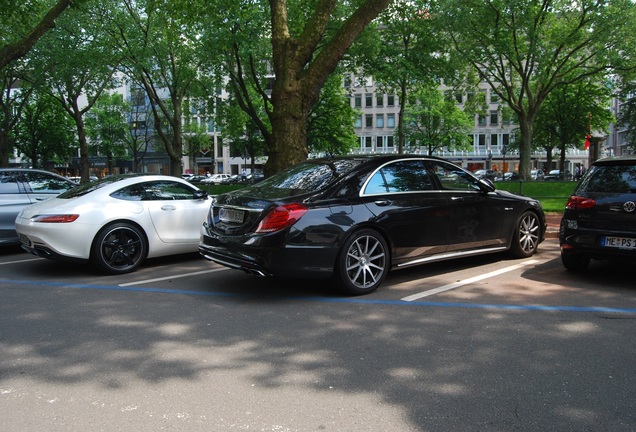 Mercedes-Benz S 63 AMG V222