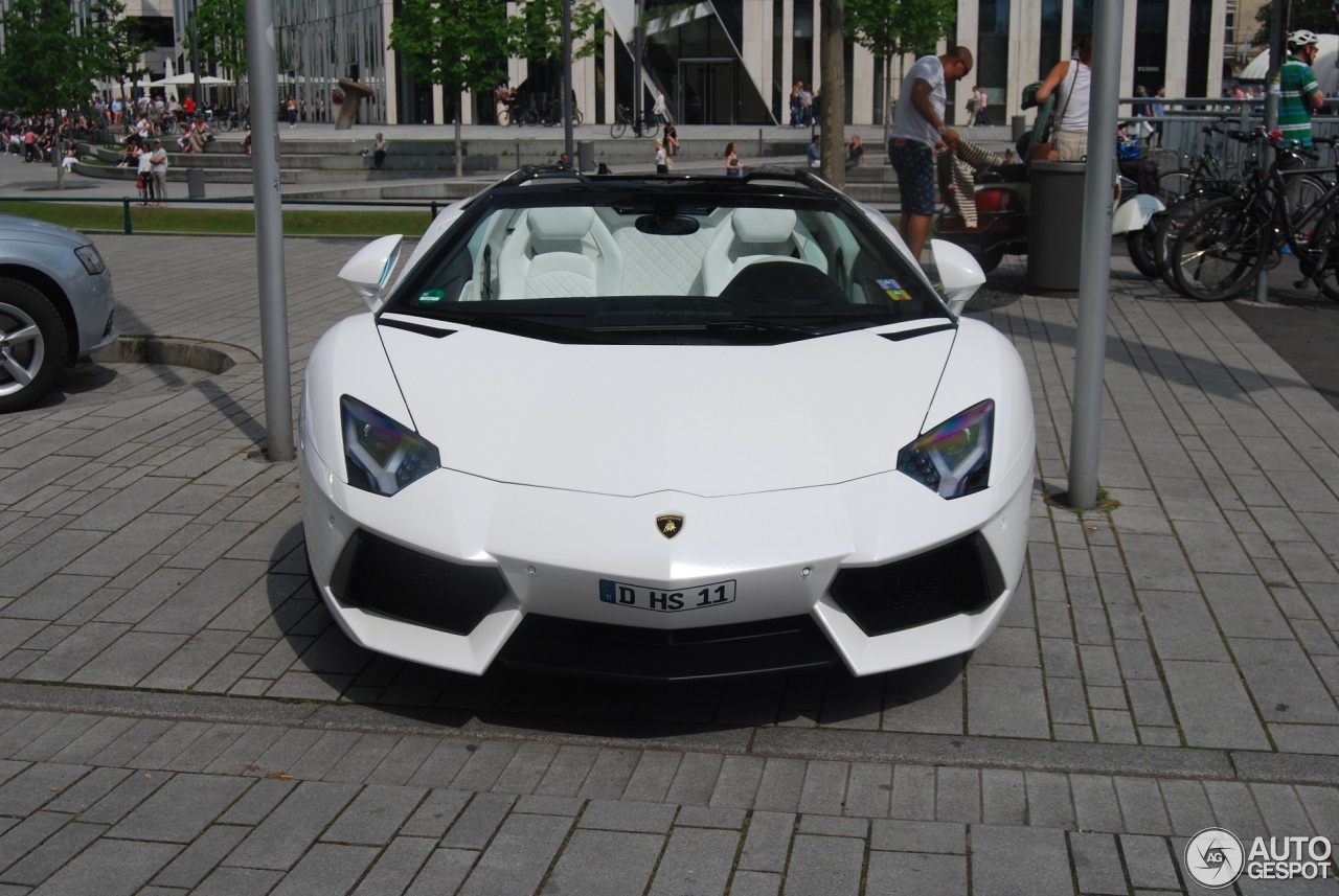 Lamborghini Aventador LP700-4 Roadster